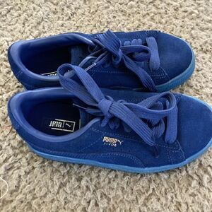 ROYAL BLUE PUMA SUEDE FOR THE KIDDOS / SZ 2C